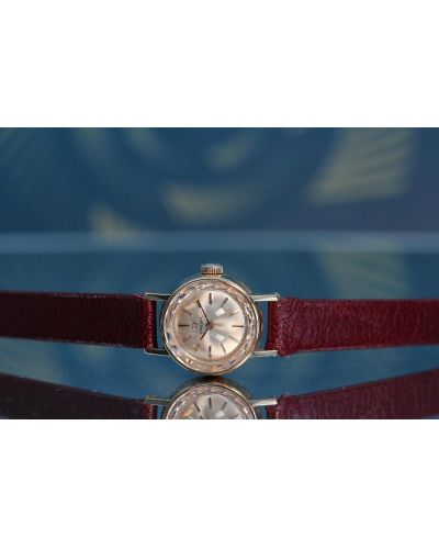 Womens 18K Cocktail Watch