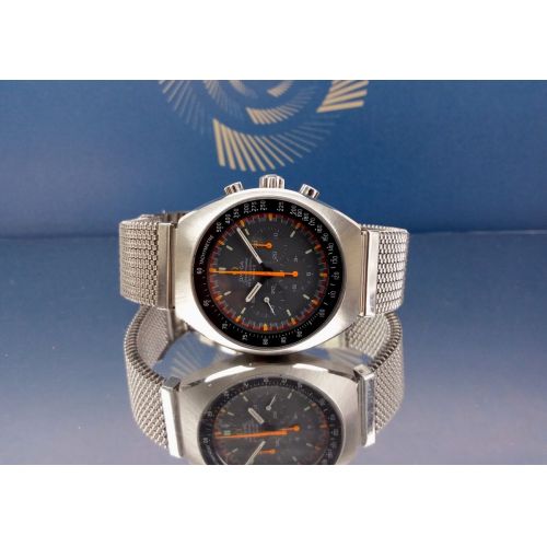 Pre-owned Omega Range